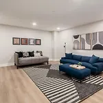 Chateau In The Village - Brand New 3Bd 5Ba